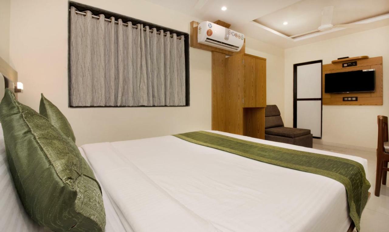 Hotel Residency Park Mumbai Exteriör bild